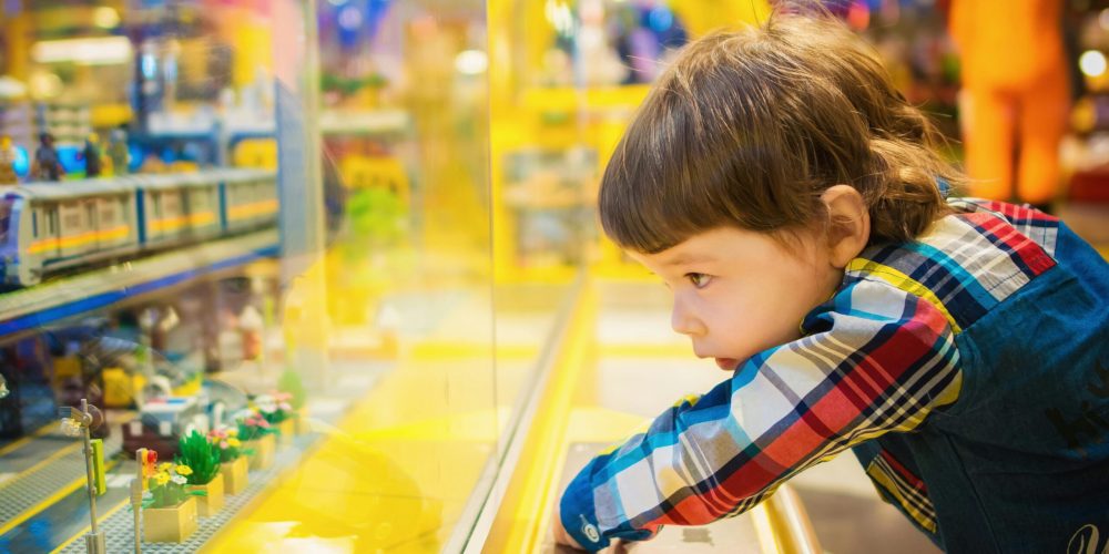 pexels-vika-glitter-1620675